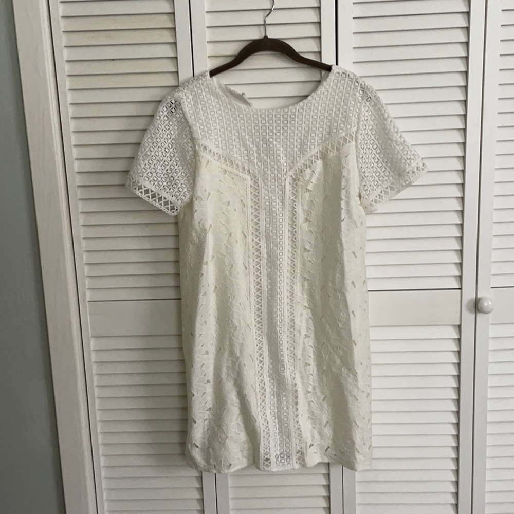 White lace dress